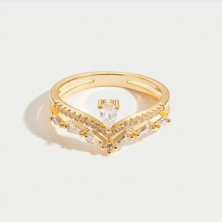 Anna | Chic Crystal Ring