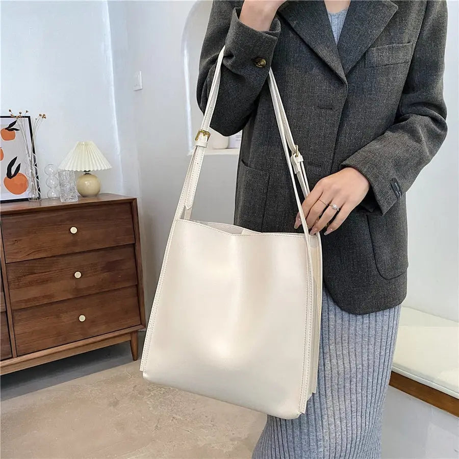 Rose | Boxy Leather Crossbody Bag with Clean Lines and Slim Strap