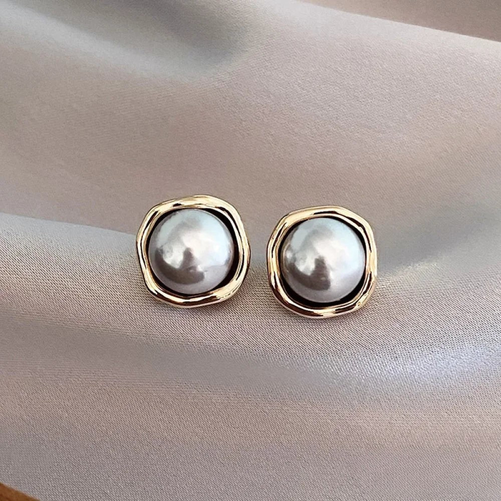 Crystal | Stylish Black Pearl Earrings