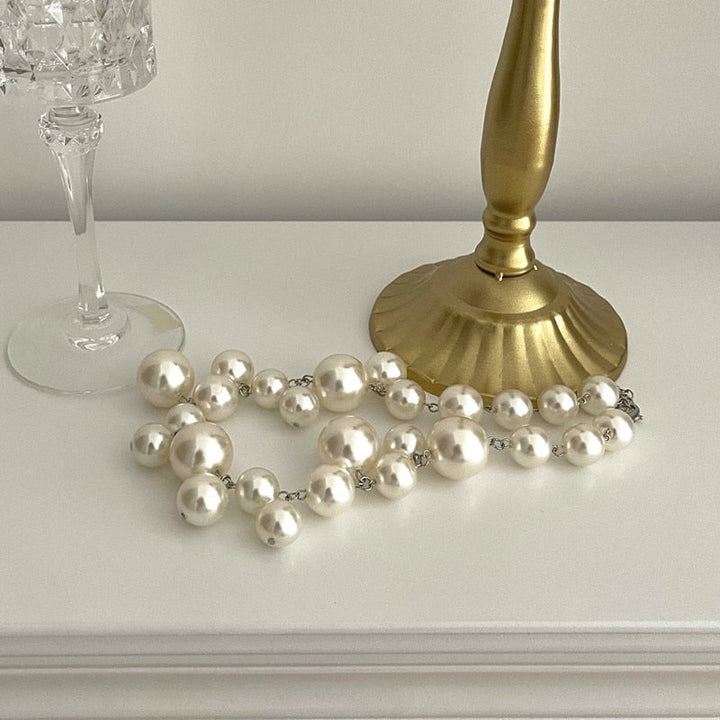 Cora | Charming Pearl Necklace