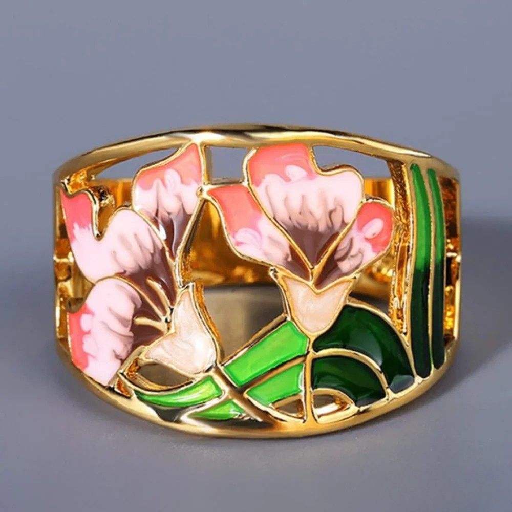 June | Retro Gold Enamel Flower Ring