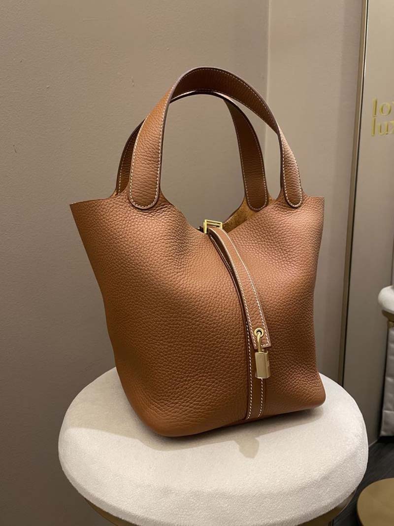 Zelinda | Stylish Bucket Bag Made of Faux Leather
