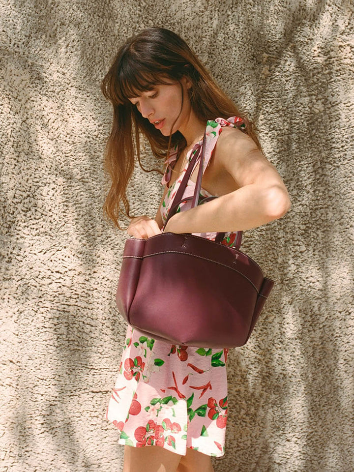 Jenny | Practical Women's Bag with Modern Design