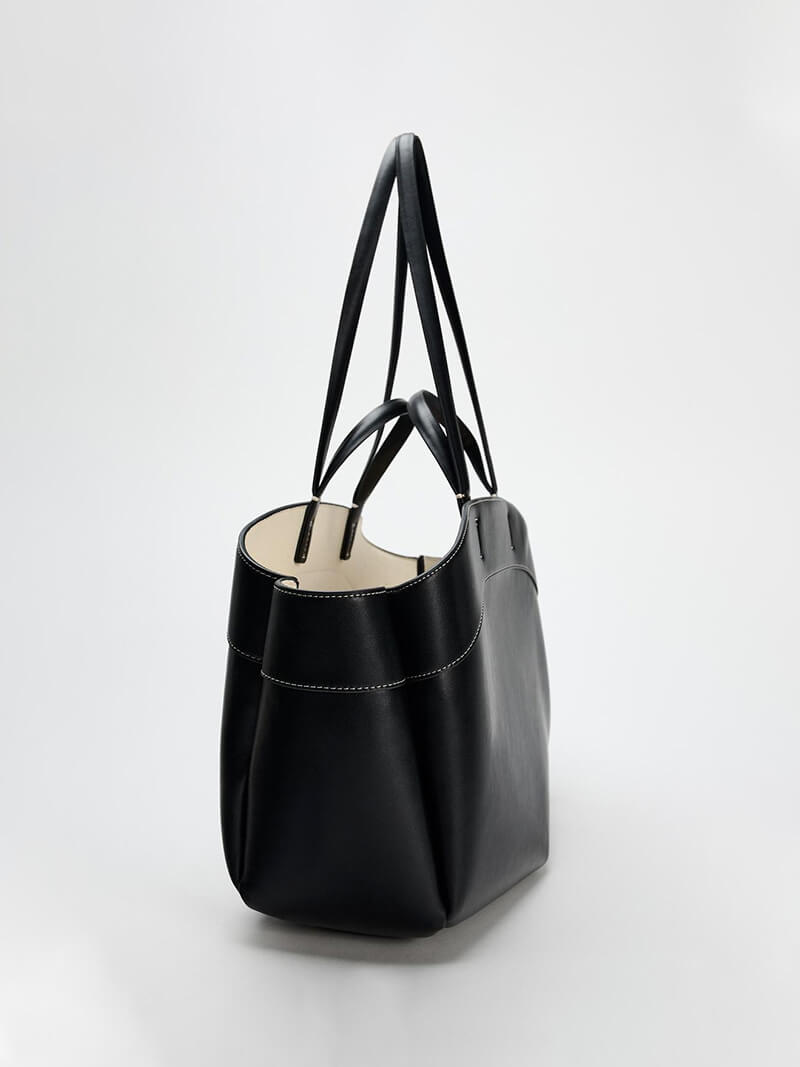 Jenny | Practical Women's Bag with Modern Design