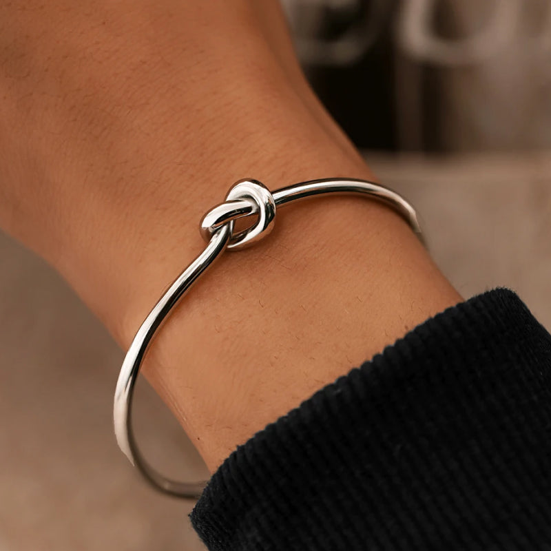 Abie | Adjustable Vintage Knot Bracelet