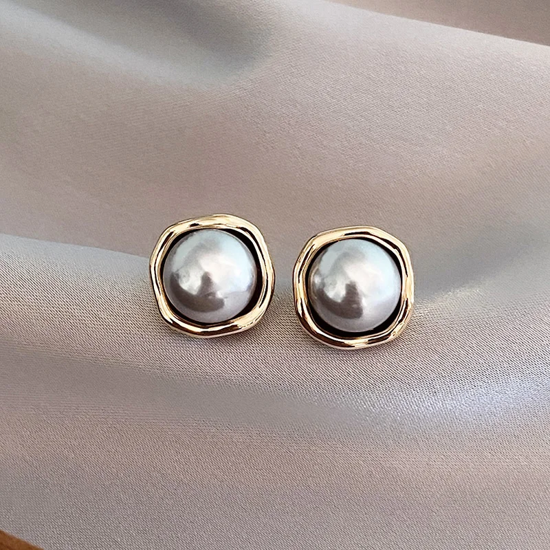 Carol | Elegant Vintage Pearl Ring